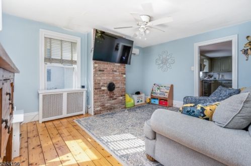 14 Kiceniuk Rd, Annandale, NJ 08801-3456