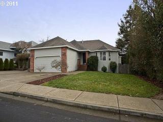 309 Birch St, Dundee, OR 97115-9559