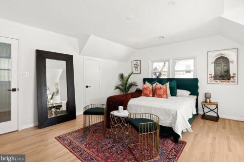 1603 Ballard St, Silver Spring MD 20910-2732 exterior