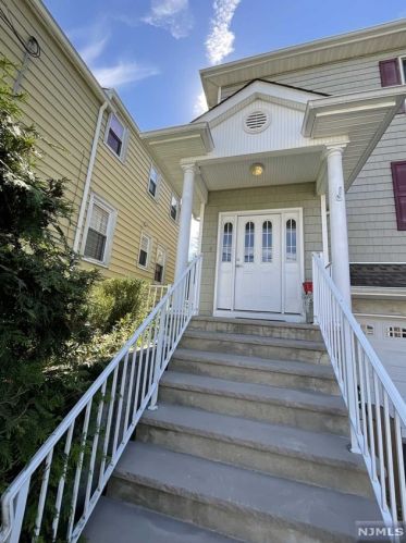 19 Willie St, Paterson NJ  07508-1621 exterior