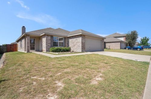 2120 Bliss Rd, Fort Worth TX  76177-7334 exterior