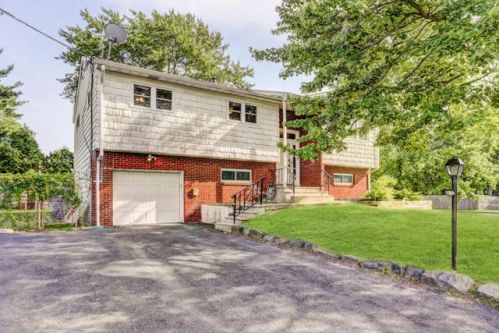 58 Virginia Ave, Hazlet, NJ 07730-2252