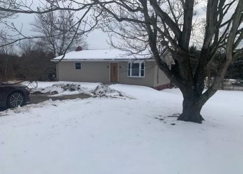 198 Glen Eden Rd, Rochester, PA 15074-2709