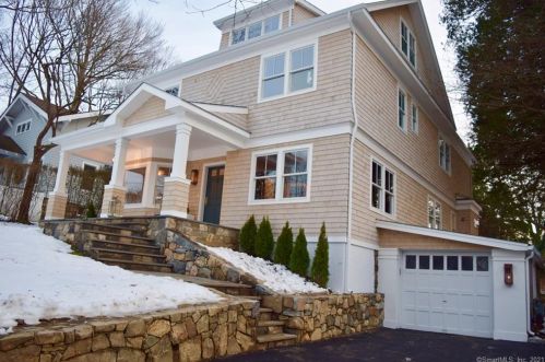 26 Chapel Ln, Riverside, CT 06878-1614