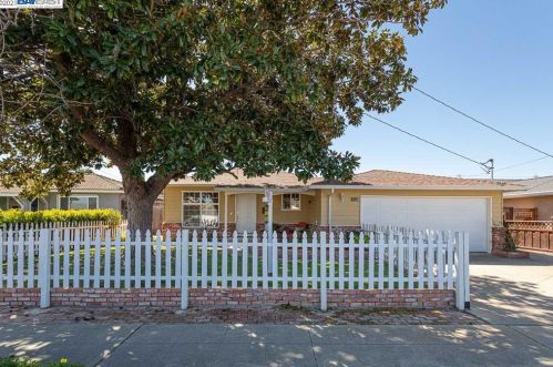 35923 Dalewood Dr, Newark, CA 94560-1805