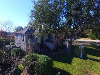 606 Cutty Trl, Austin TX  78734-4112 exterior