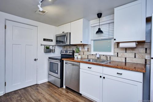 4709 Lincoln St, Englewood CO 80113-5735 exterior