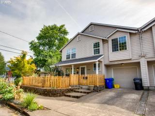 1710 Colfax St, Portland, OR 97217-4729