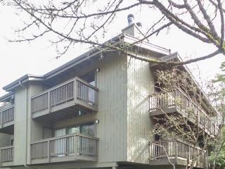 7726 Barnes Rd, Portland OR  97225-6226 exterior