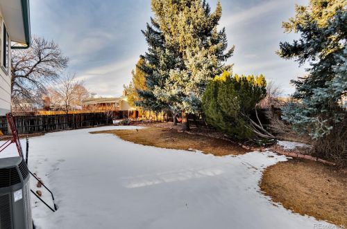 18149 Asbury Dr, Aurora CO 80227-2306 exterior