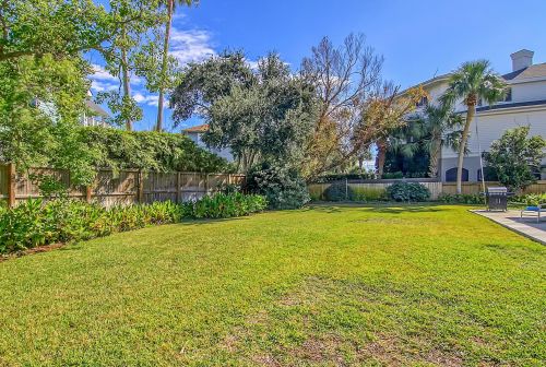 6 44th Ave, Isle Of Palms SC  29451-2605 exterior