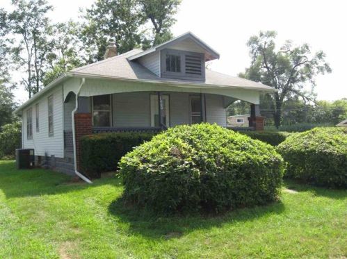 1400 State St, Pekin IL  61554-3747 exterior