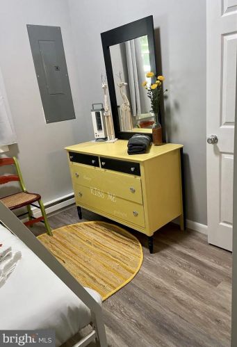 15 Meadow View Dr, Lost City WV 26810-8523 exterior