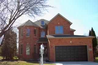 1057 Central Ave, Bannockburn, IL 60015-4275