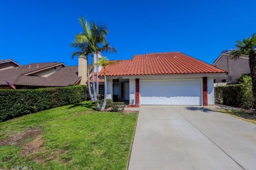 23501 White Dove Dr, El Toro, CA 92630-3768