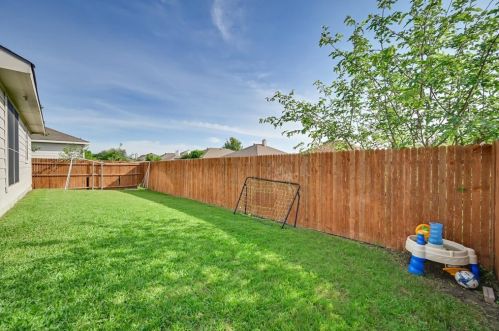 10432 Winding Passage Way, Fort Worth TX  76131-3986 exterior