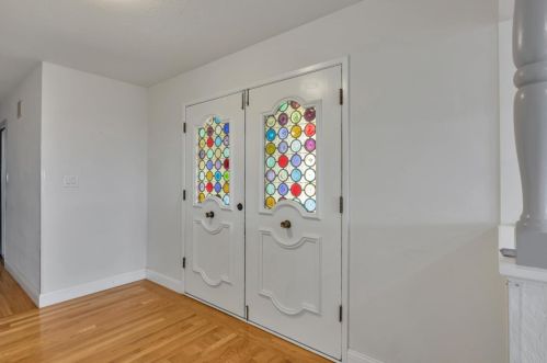 1924 Marineview Dr, San Leandro CA 94577-5315 exterior