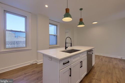 21 Mary St, Lancaster PA  17603-3424 exterior