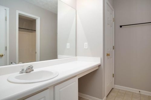 4697 High Point Ln, Atlanta GA  30349 exterior