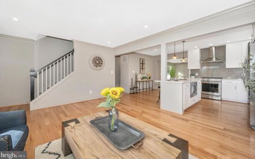 10104 Renfrew Rd, Silver Spring MD  20901-2015 exterior