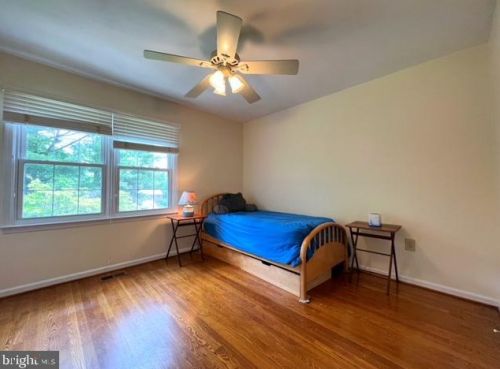 212 Farmgate Ln, Silver Spring MD 20905-5703 exterior