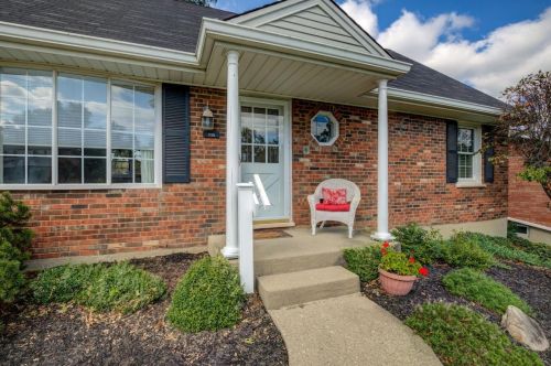 235 Cloverhill Ter, Cincinnati, OH 45238-6030