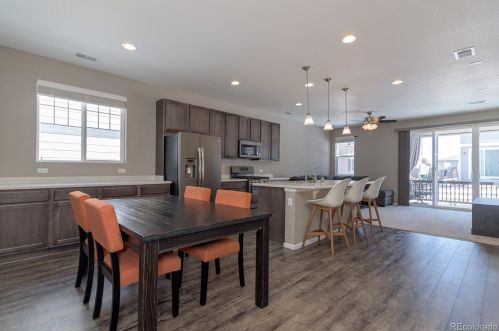 5036 Wenatchee St, Aurora CO 80015-6799 exterior