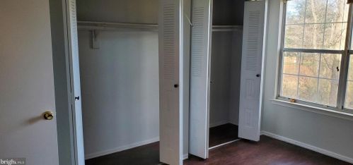 78 Willow Ct, Trenton NJ  08619-4625 exterior