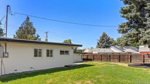 2640 Holly St, Denver CO  80207-3230 exterior