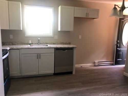 10 Marcy Ln, Fabyan, CT 06255-2856