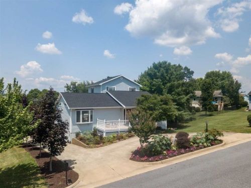 572 Longview Dr, Harrisonburg, VA 22802-6421