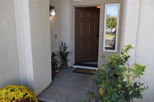 1686 Mary Augusta St, Manteca, CA 95337-8220