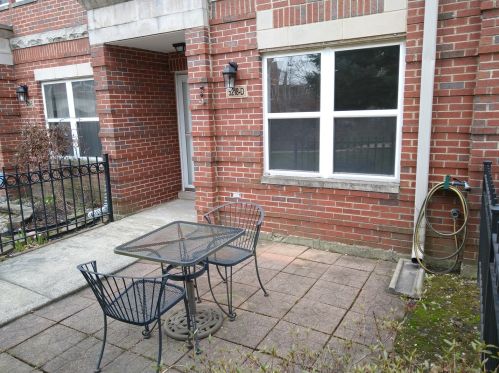 5218 Berkeley Ave, Chicago, IL 60615-3024