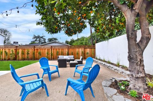 15220 Morrison St, Van Nuys CA  91403-1503 exterior