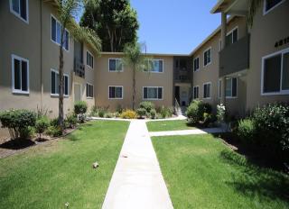 4928 Martin Luther King Jr Blvd, Los Angeles CA  90016-5510 exterior