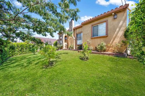 1755 Glenwood Rd, Glendale CA  91201-1543 exterior