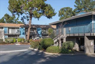 870 El Camino Real, Mountain View CA  94040-2814 exterior
