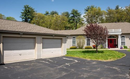 10 Lantern Ln, Kingston, NH 03848-3256