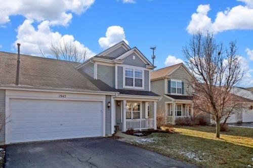 1947 Diamond Head Trl, Pingree Grove, IL 60140-2037