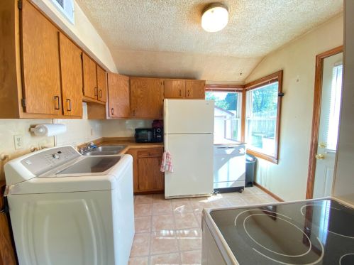 2311 Holloway Ave, Saint Paul MN  55109-4004 exterior