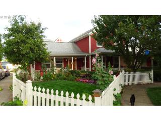 508 Grant St, Newberg, OR 97132-2303