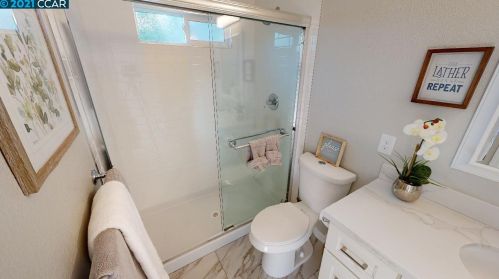 2731 Broadmoor Ave, Concord CA  94520-4751 exterior