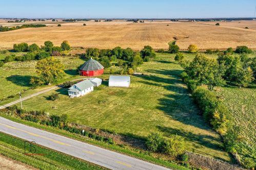 1079 2150th Rd, Ottawa, IL 61350-9251
