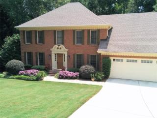 3888 Lee Ridge Way, Lilburn, GA 30047-2373