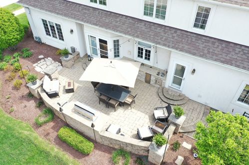 1026 Walter St, Lemont IL  60439-3975 exterior
