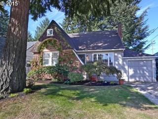 2007 61st Ave, Portland, OR 97213-4143