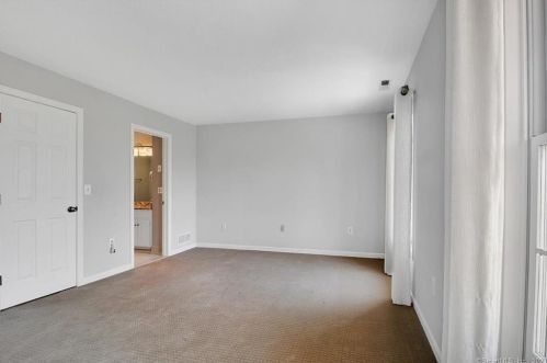 190 Copper Ridge Rd, Southington CT  06489-4645 exterior