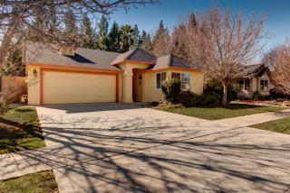 24 Lower Lake Ct, Chico, CA 95928-7334