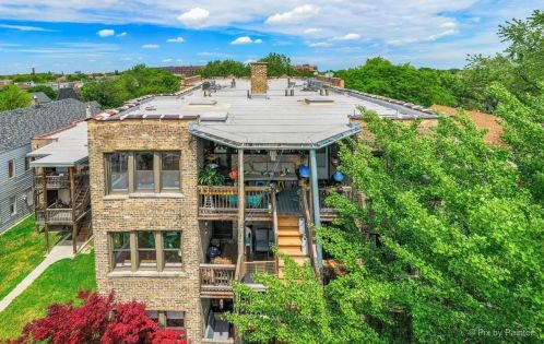 2949 Belden Ave, Chicago, IL 60647-2918