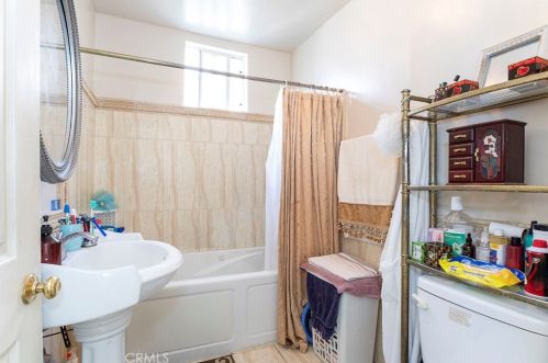 341 Chevy Chase Dr, Glendale CA  91205-4440 exterior